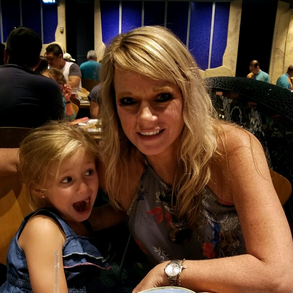 Meet your Posher, Wendy